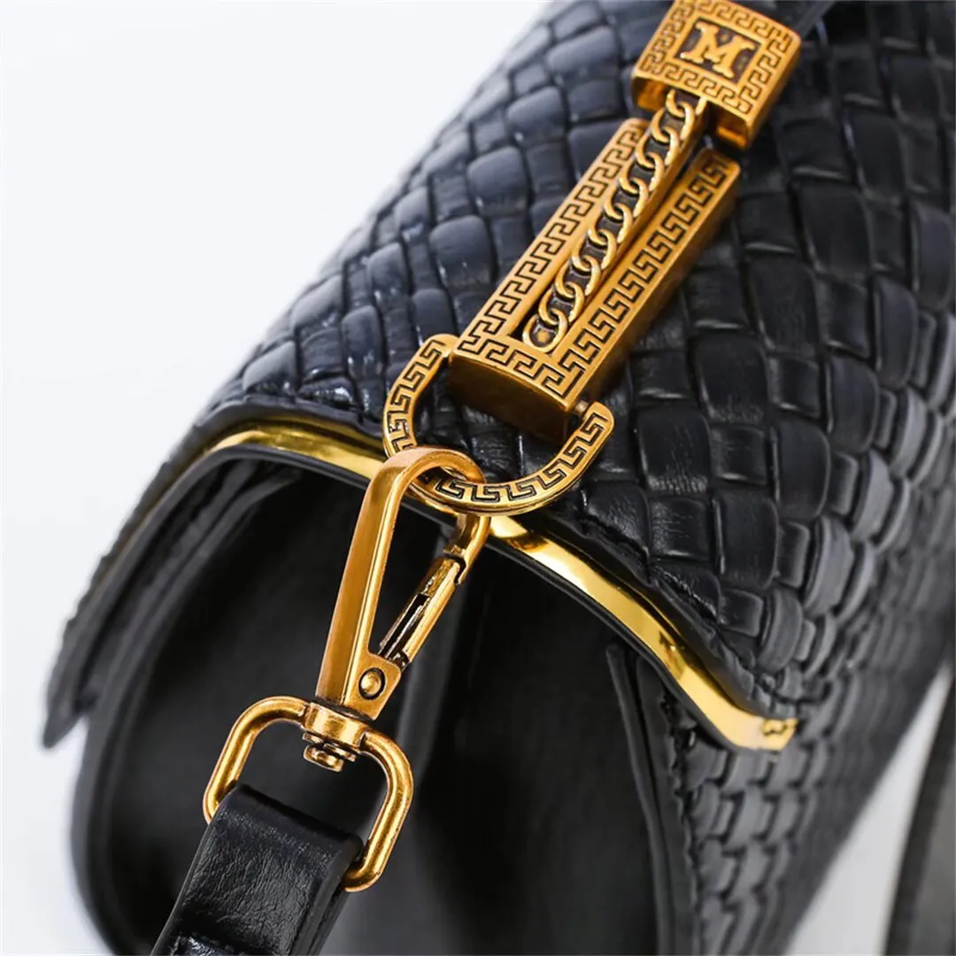 ExoticCharm Alligator-Style Handbag