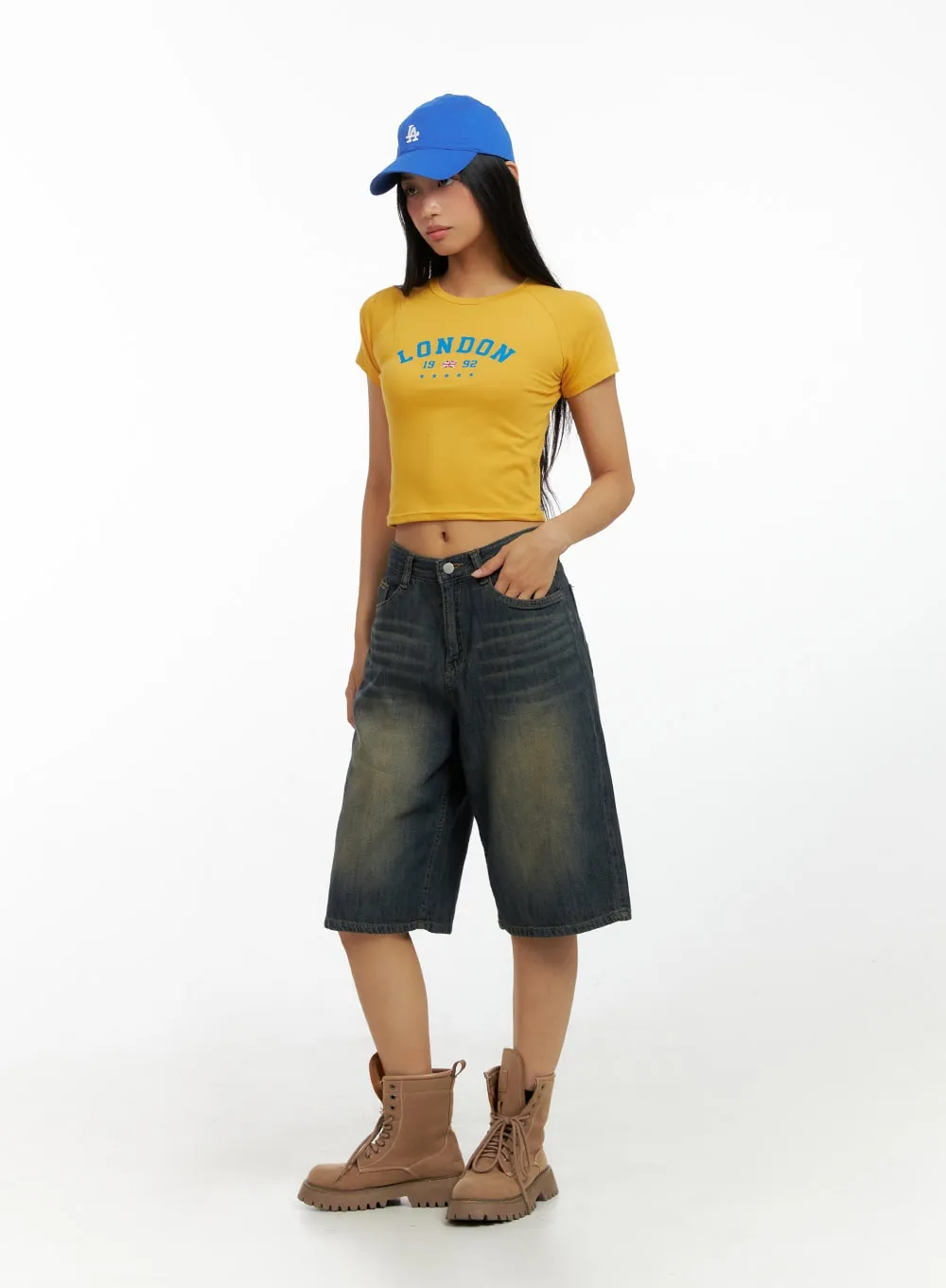 Lettering Sporty Crop Tee IL419