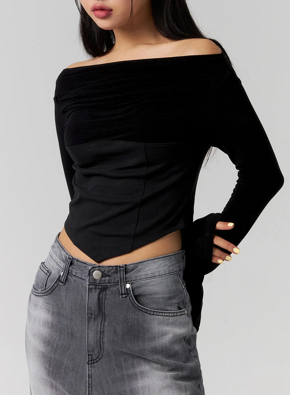 Off Shoulder Unbalanced Hem Crop Tee CG315