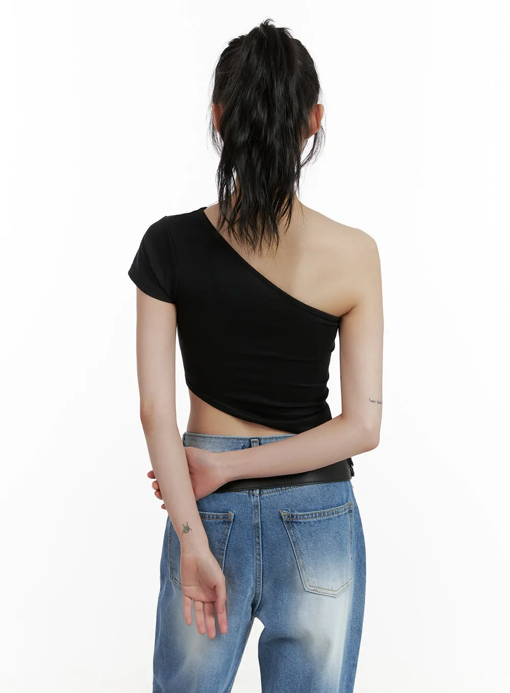 One-Shoulder Shirred Crop Top CU410