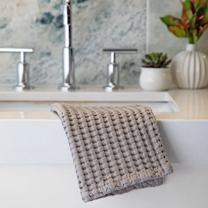 Pewter Towel Set in Gift Bag, Modern Style