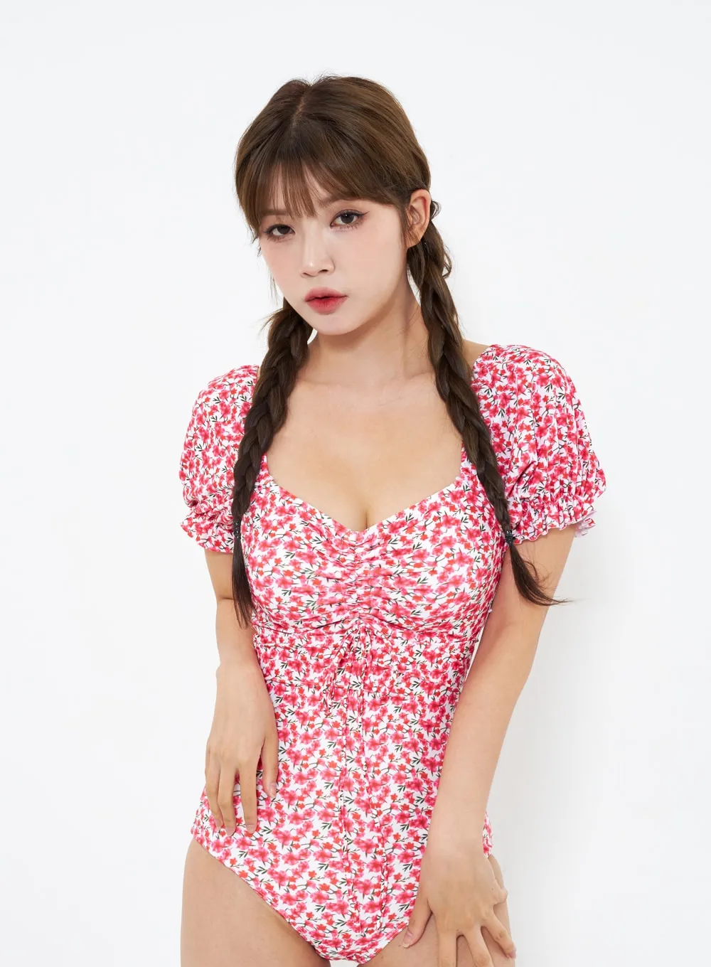 Short Sleeve Flower Swimsuit IU301