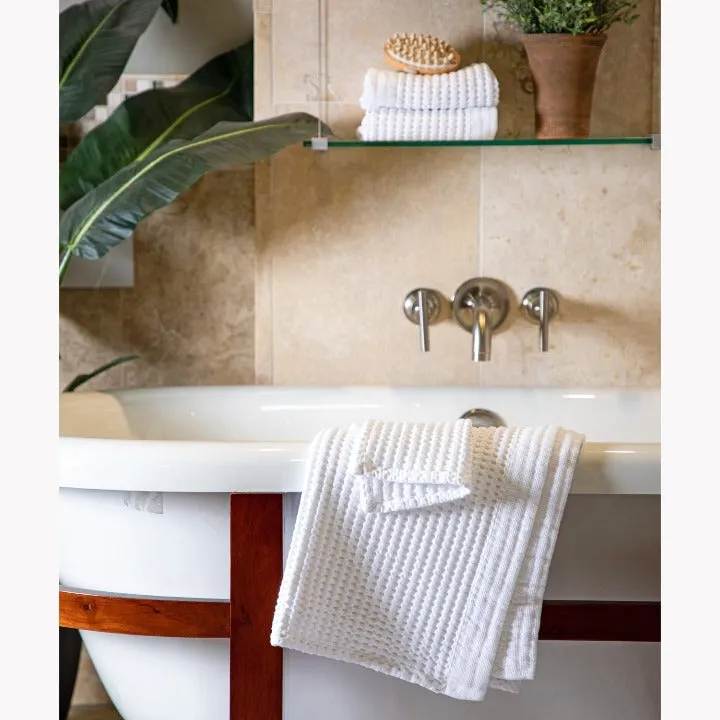 White Towel Set, Modern Style